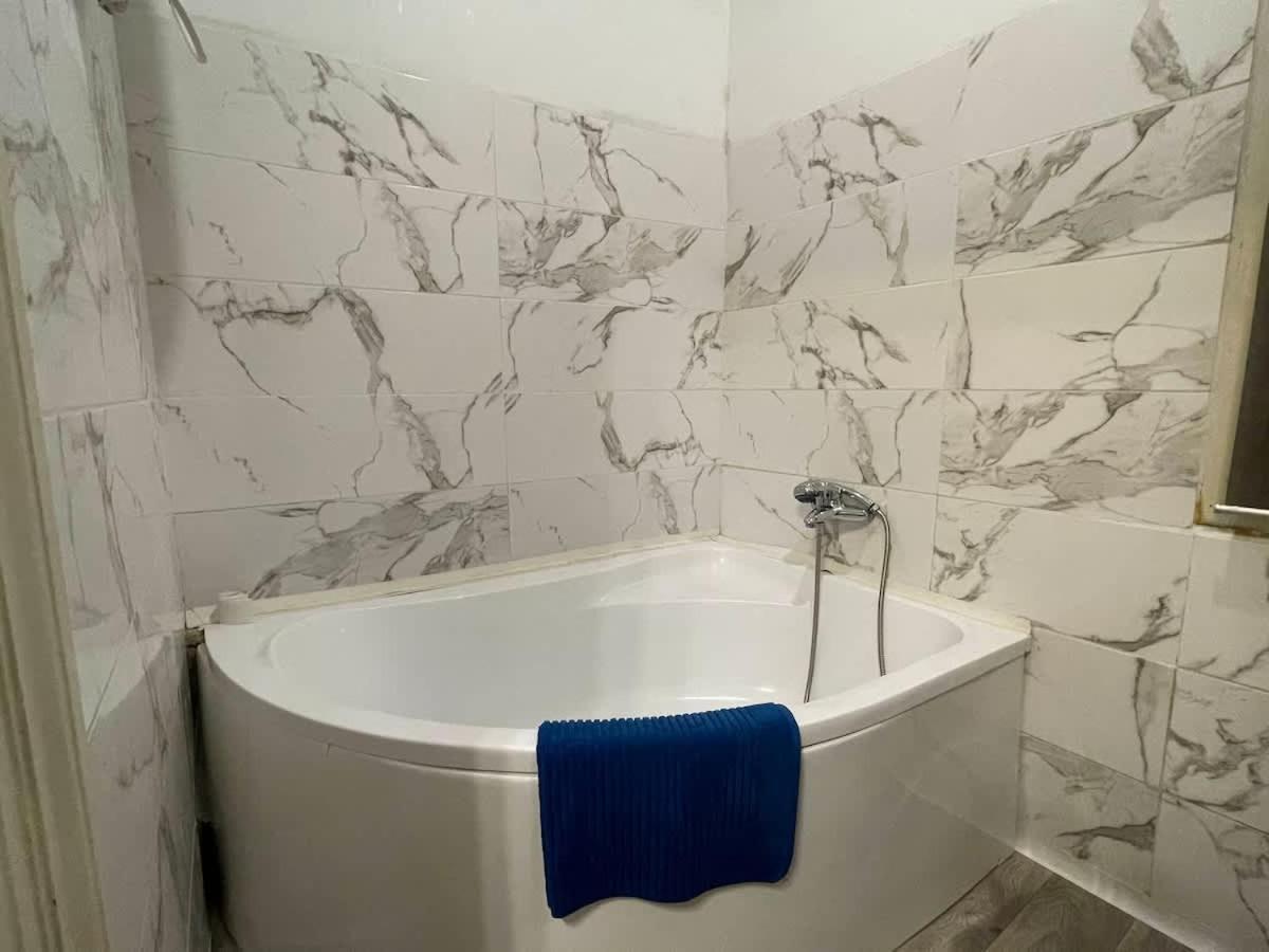 Апартаменти Near Urania Будапешт